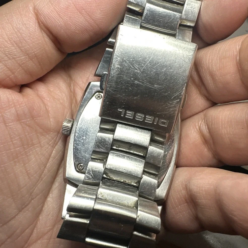 VTG Diesel Mens 10 Bar Watch Quartz  DZ-4063 Heavy Steel 40mm Fit 7in FOR REPAIR